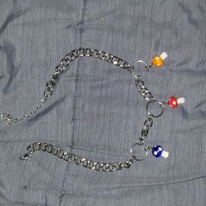 Mushroom Hottopic Chain Choker